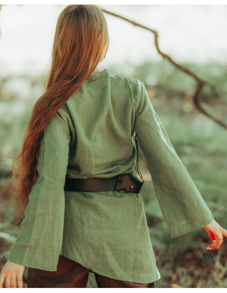 Blusa medieval em linho modelo...