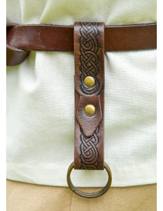 Agarra saias medievais em couro marrom repuxado 2