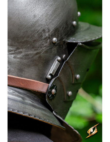 Capacete Borgoñota com viseira em aço...