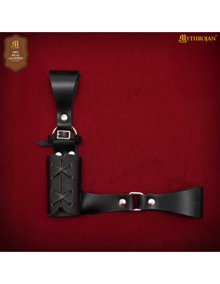 Tahalí pequeno de couro preto...