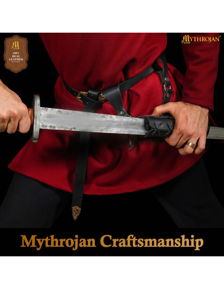 Tahalí pequeno de couro preto...