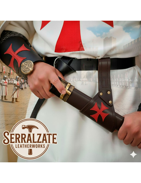 Tahalí Cruzado em Couro marrom:...