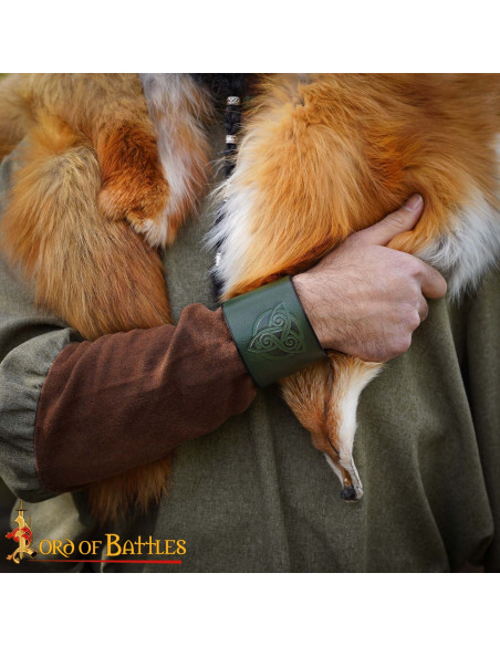 Bracelete medieval de couro com...