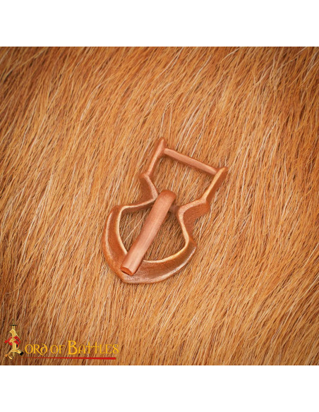 Fivela medieval pequena em bronze...