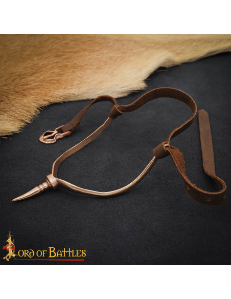 Fivela medieval pequena em bronze...