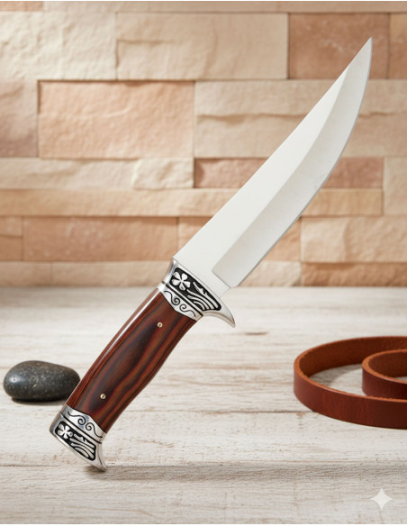 Faca de caça SCK com bainha de nylon...