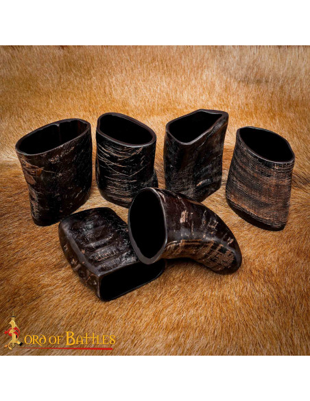 Conjunto de 6 copos medievais de...