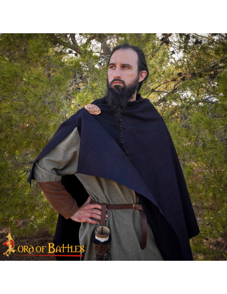 Broche viking oval do século IX em...