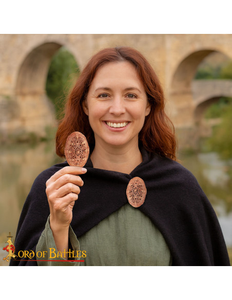 Broche viking oval do século IX em...