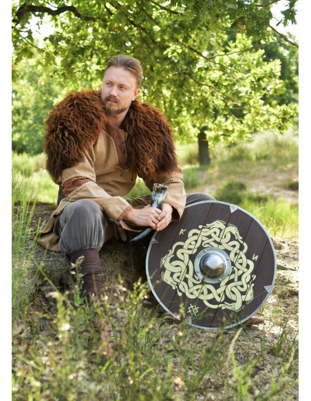 Túnica medieval bege-marrom...