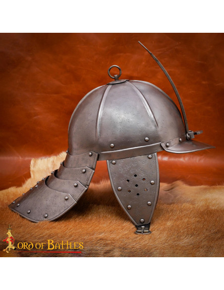 Capacete medieval Zischägge cauda de...