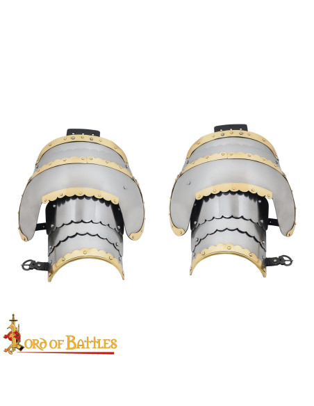 Hombreras medievais de aço com...