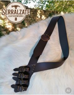 Tahalí tipo tiracolo ajustável em marrom