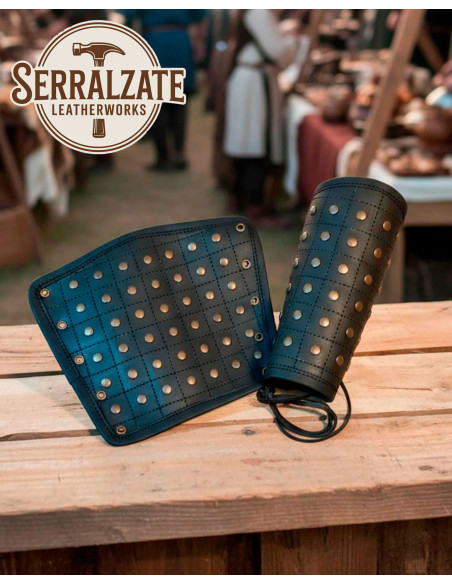 Braceletes medievais reforçados Evan...