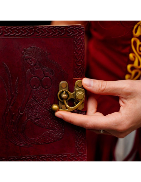 Diário medieval capa de couro marrom...