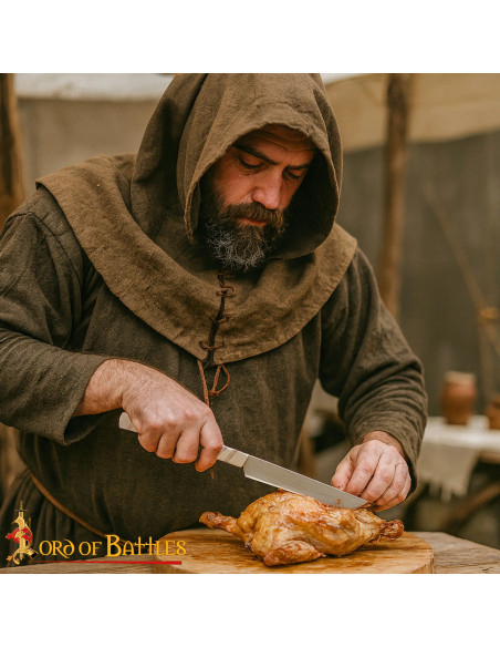 Faca medieval de cozinha com cabo em...