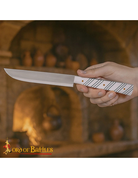 Faca medieval de cozinha com cabo em...