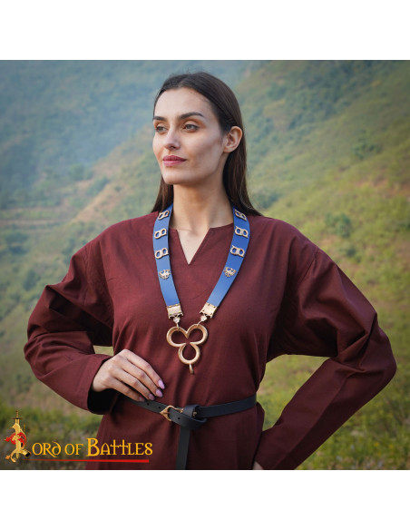 Pingente medieval em bronze design...