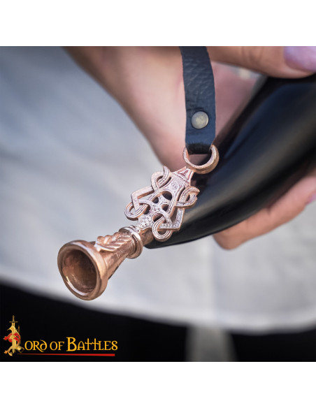 Chifre medieval autêntico com bocal...