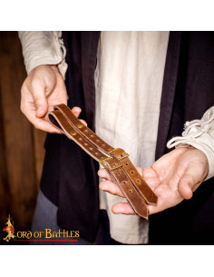 Fivela de cinto para pendurar espadas, couro marrom 2