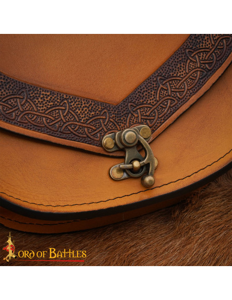 Bolsa medieval para cinto design...