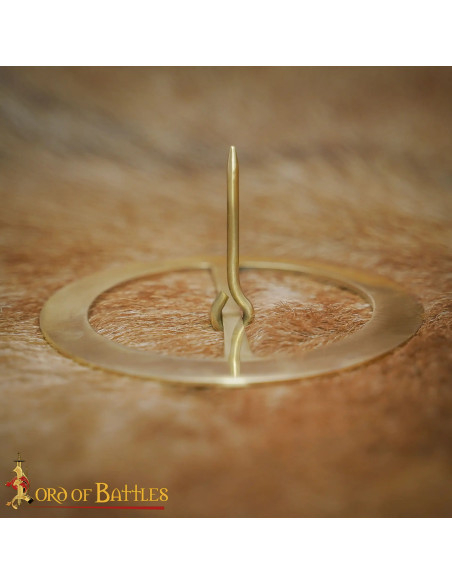 Fivela medieval redonda em latão (9,5...