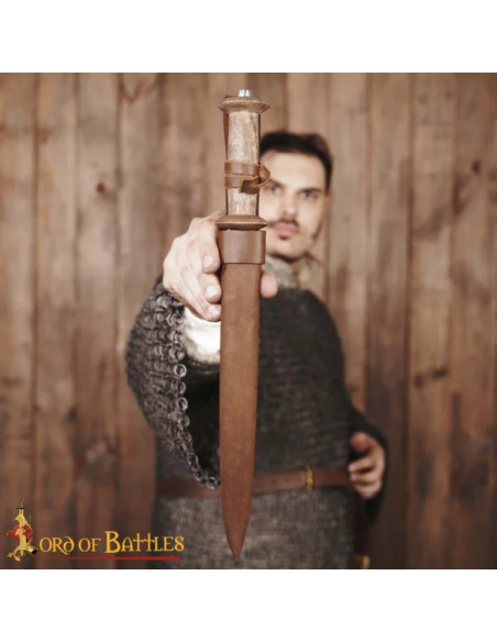 Rondel medieval: empunhadura em...