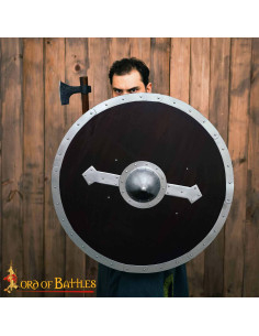 Escudo redondo vikingo em madeira com reforços em aço 2