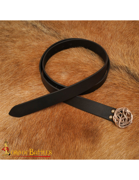 Cinturão medieval de couro com fivela...