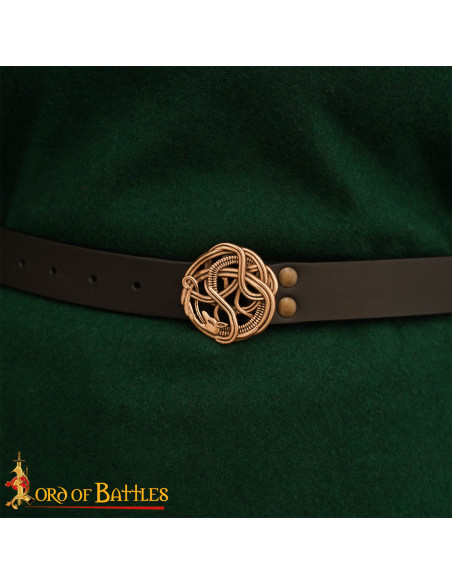 Cinturão medieval de couro com fivela...
