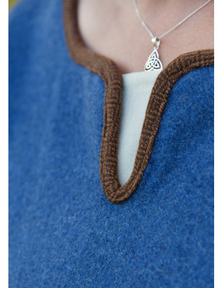 Vestido Viking Lykka Lã Azul Marrom...