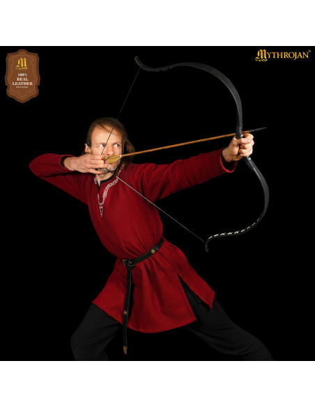 Cinto vikingue em couro preto, fivela...