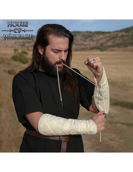 Braçadeiras medievais acolchoadas de...