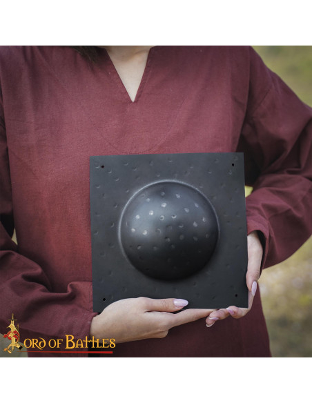 Umbo quadrado em aço escurecido para...