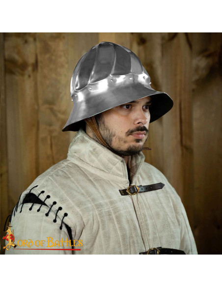 Capacete medieval Burgundiano século...