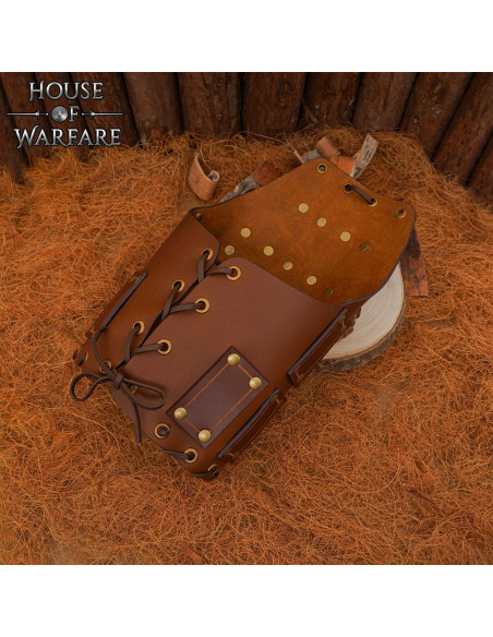 Omoplatas medievais em couro marrom...