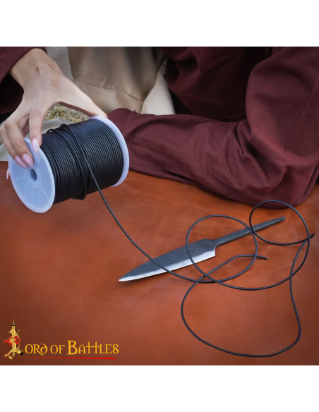 Bobina de cordão em couro genuíno...