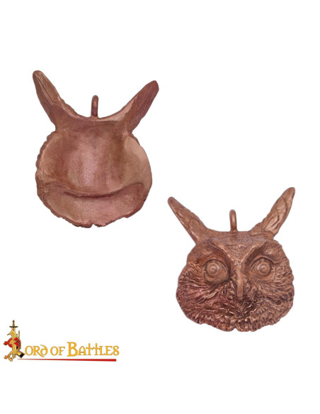 Colar medieval modelo Coruja em...