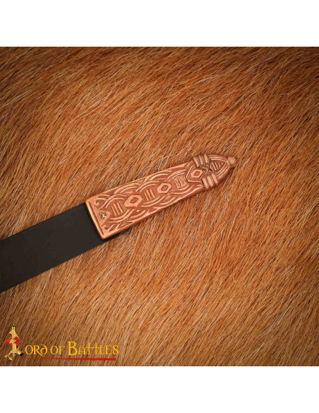 Ponta para cinto vikinga com design...