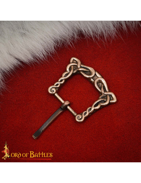 Fivela clássica em bronze envelhecido...