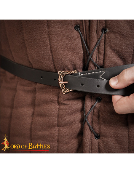 Fivela clássica em bronze envelhecido...