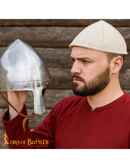 Gorro medieval acolchoado em algodão...