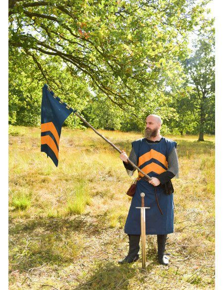 Estandarte medieval listrado,...