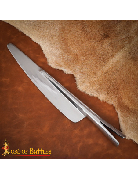 Ponta de lança medieval cônica feita...