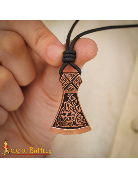 Pingente de machado vikingue de...