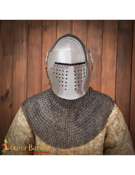 Gargantilha medieval de malha de aço...