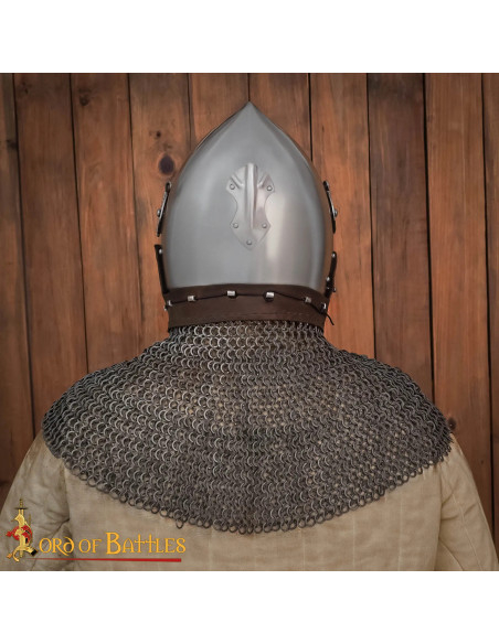 Gargantilha medieval de malha de aço...