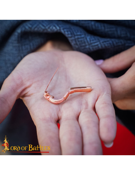 Broche de joelho romano...