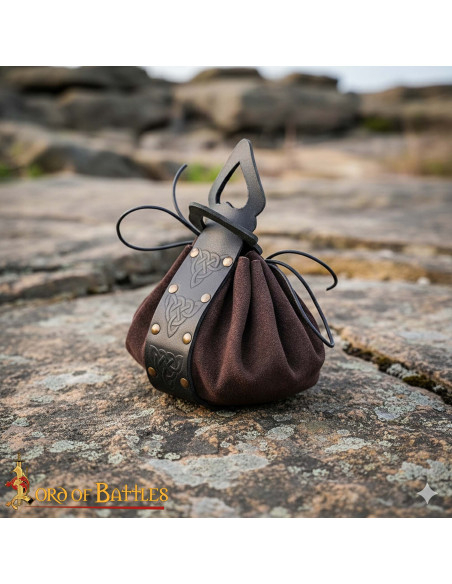 Bolsa de Couro Celta com Nó Relevo...