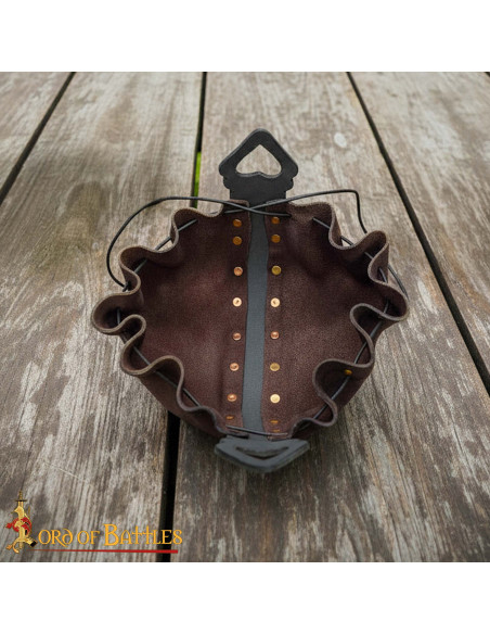 Bolsa de Couro Celta com Nó Relevo...